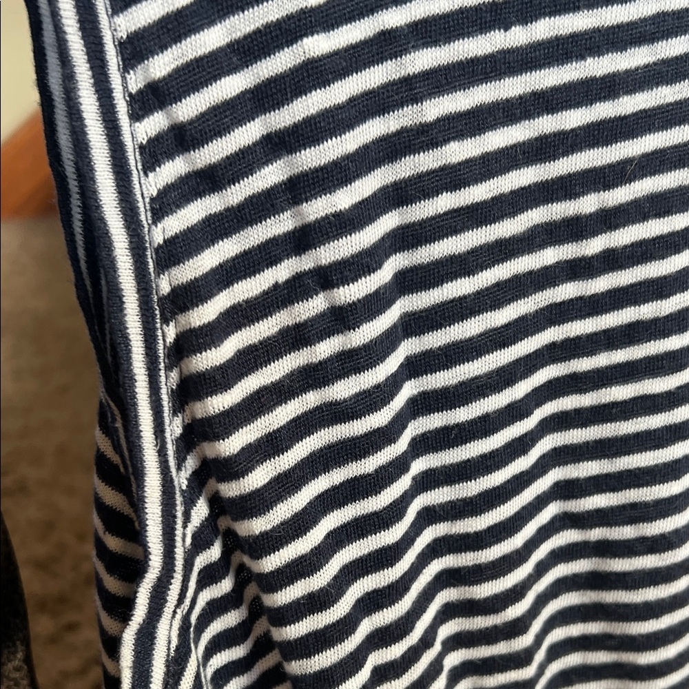 Banana Republic navy and White Striped linen Tank Top - Picture 3 of 7